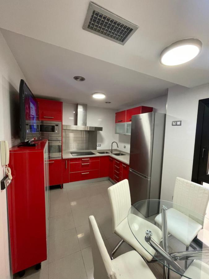 Moderno Apartamento Con Plaza De Garaje En Pleno Centro De Almería Extérieur photo