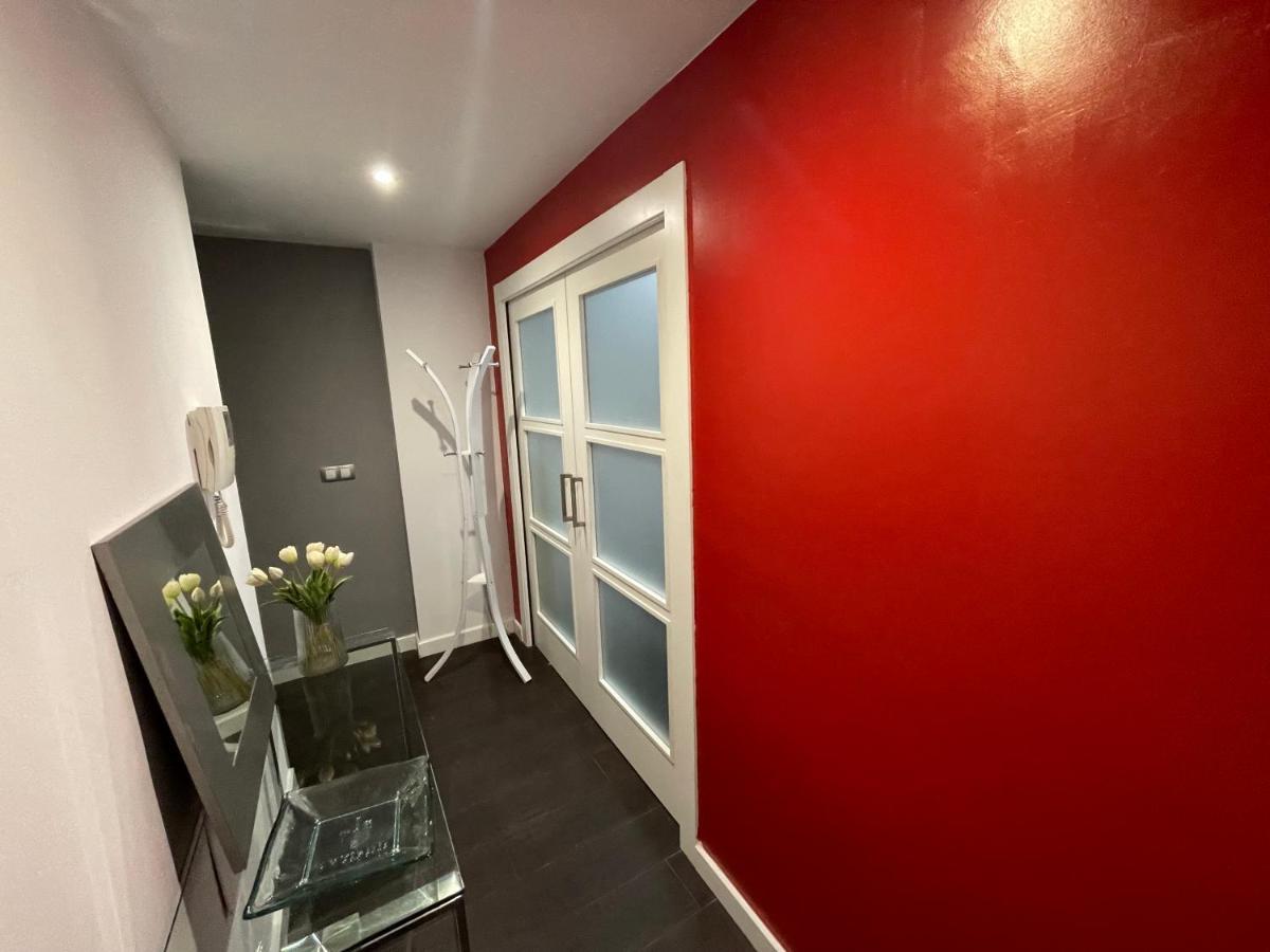 Moderno Apartamento Con Plaza De Garaje En Pleno Centro De Almería Extérieur photo